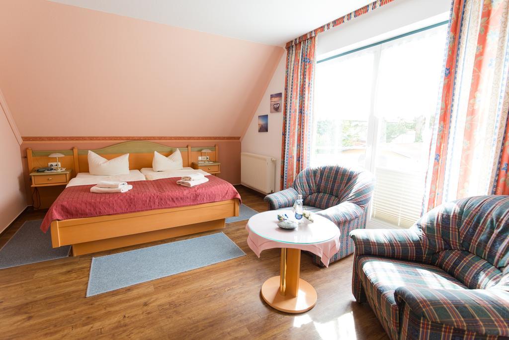 Hotel Garni Am Deich Zingst Cameră foto